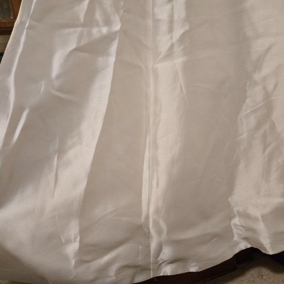 Size 18 Davids Bridal Wedding dress - Picture 11 of 15